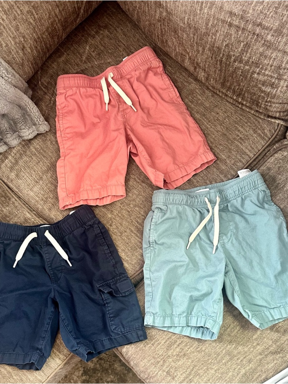 Old Navy Kids Drawstring Shorts in Coral, Navy & Mint
